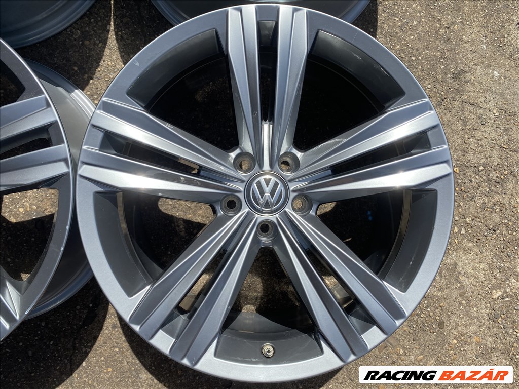 4db gyári 19" VW Touareg [Sebring] alufelni. (3355) 2. kép